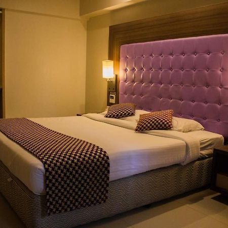 Hotel Corporate นาวีมุมไบ ภายนอก รูปภาพ