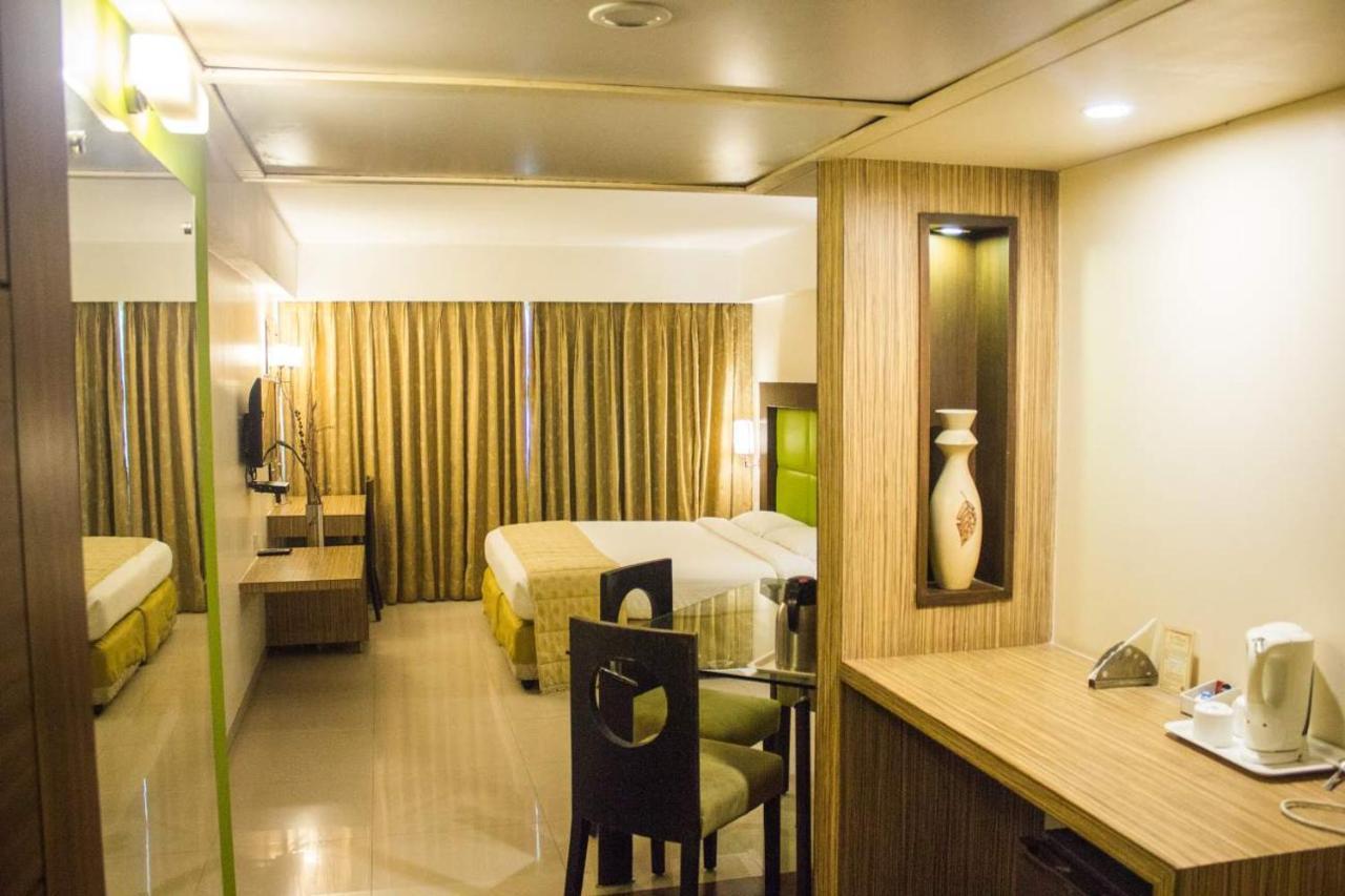 Hotel Corporate นาวีมุมไบ ภายนอก รูปภาพ
