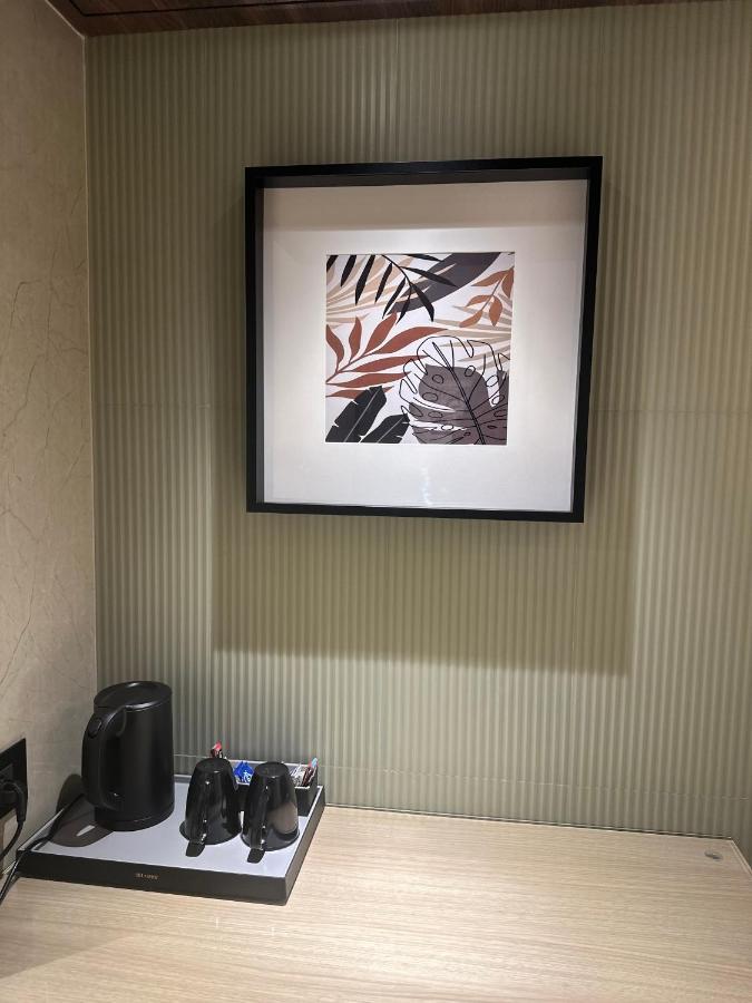 Hotel Corporate นาวีมุมไบ ภายนอก รูปภาพ